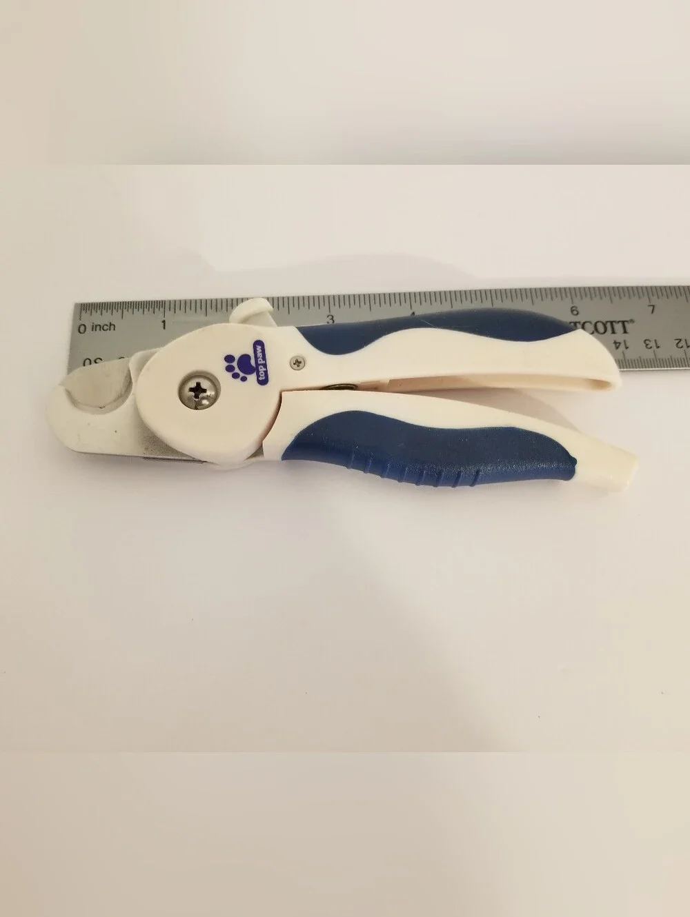 Pet Nail Clippers with Safety Lock - White & Navy
